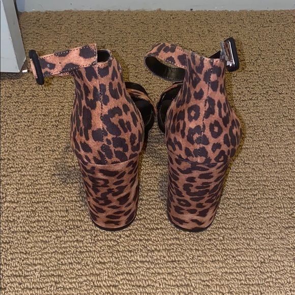 New Look Cheetah Print Open Toe Heels - Picture 6 of 10